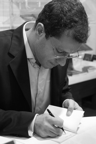 Abdo Medlej book signing